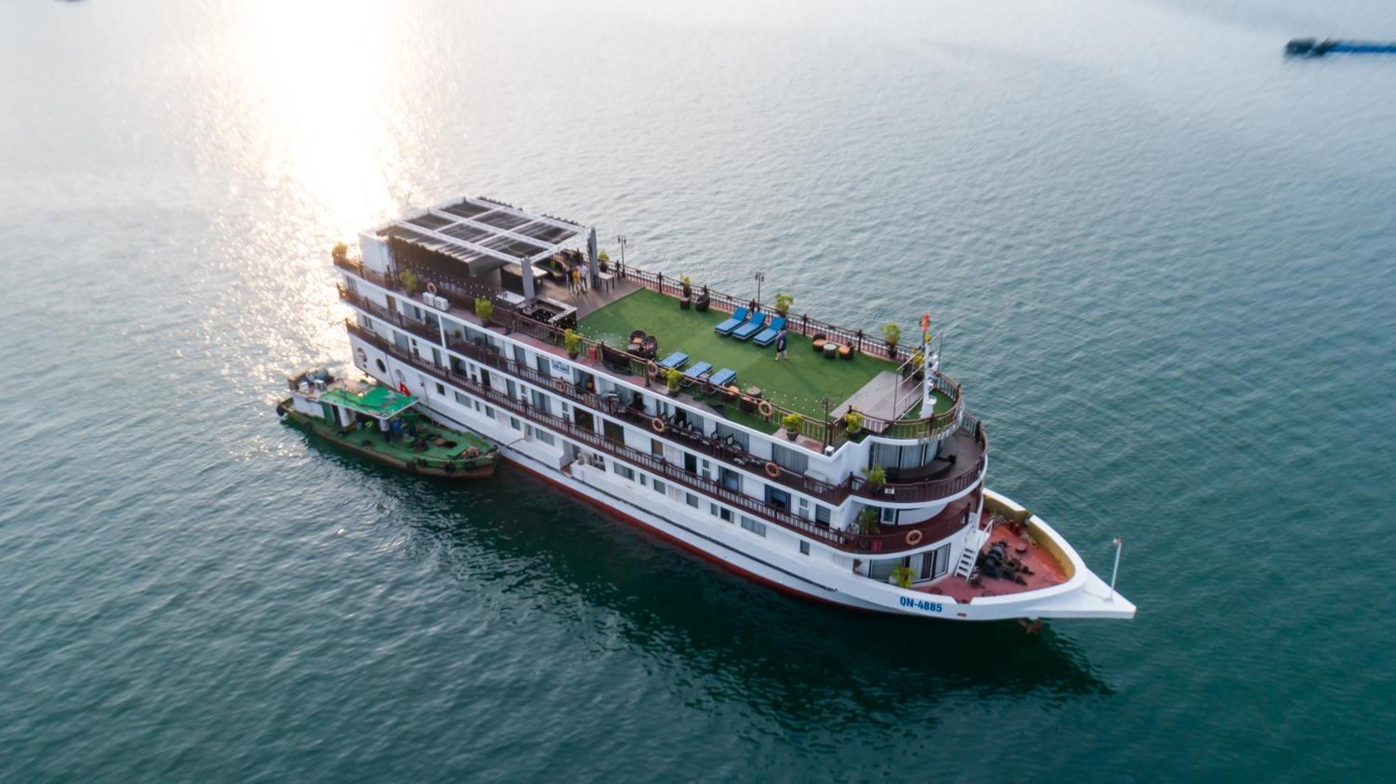 Hotel Amanda Luxury Cruise Ha Long Exterior foto