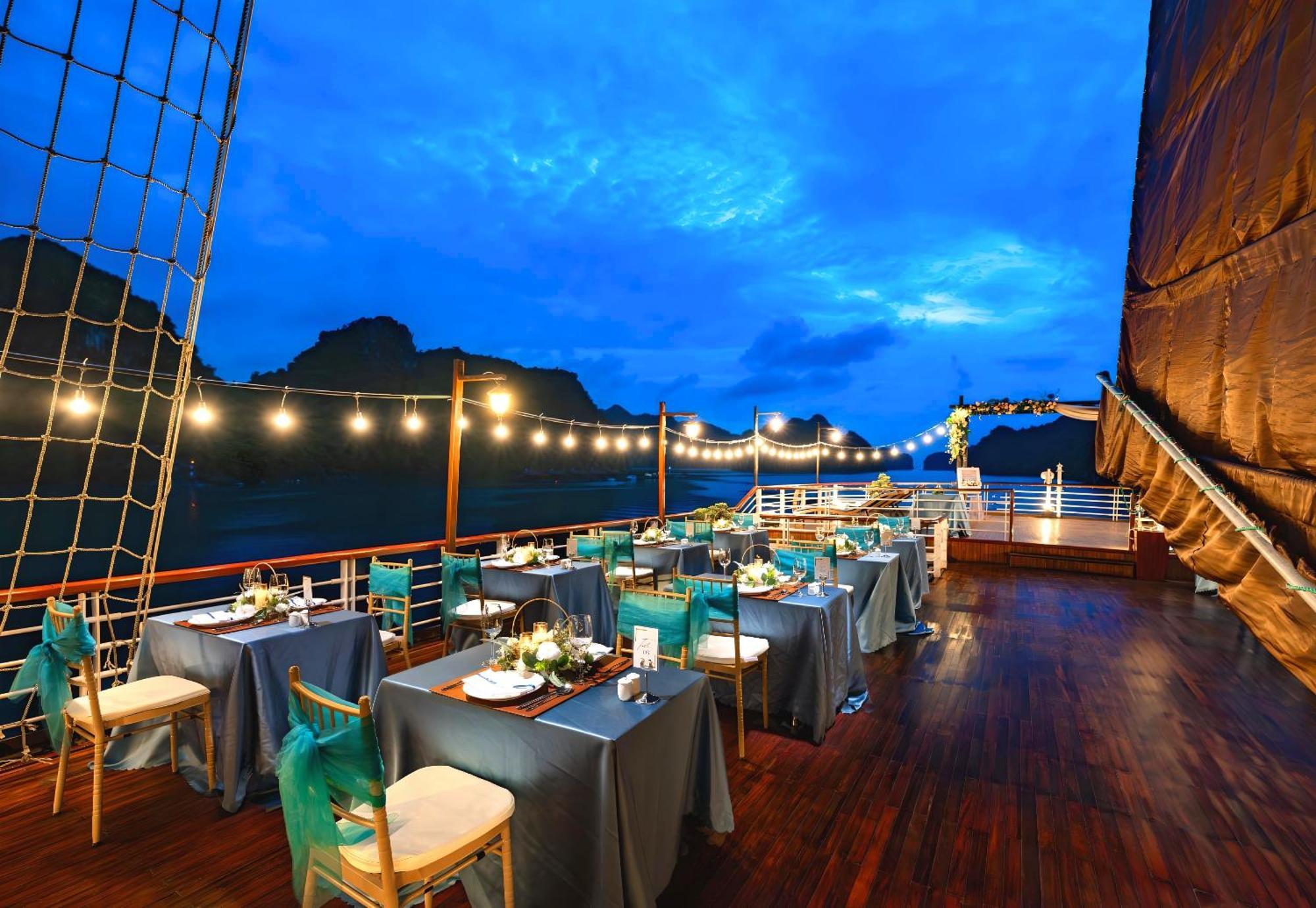 Hotel Amanda Luxury Cruise Ha Long Exterior foto